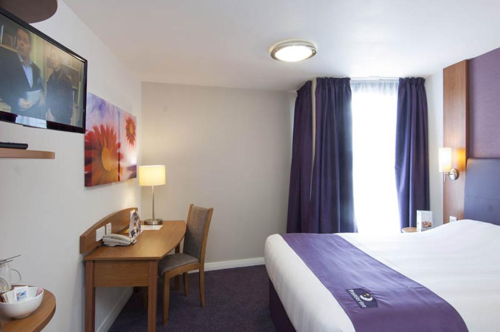 Premier Inn Sevenoaks/Maidstone Dış mekan fotoğraf