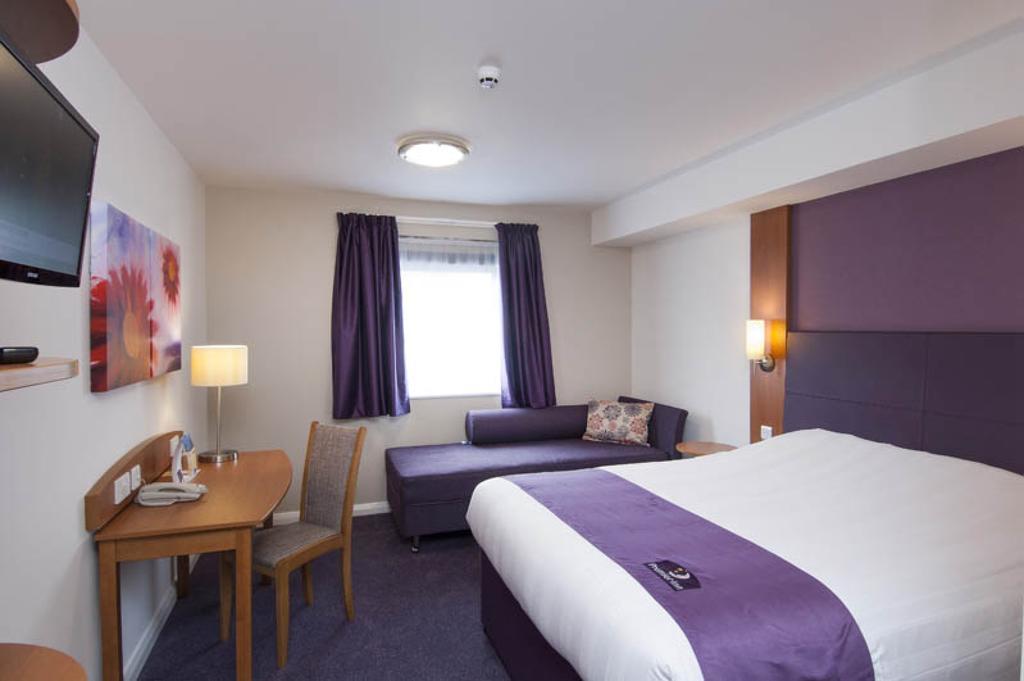 Premier Inn Sevenoaks/Maidstone Dış mekan fotoğraf