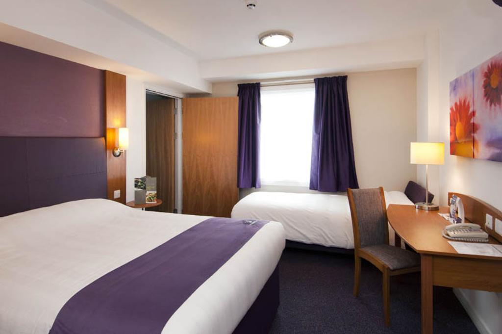 Premier Inn Sevenoaks/Maidstone Dış mekan fotoğraf