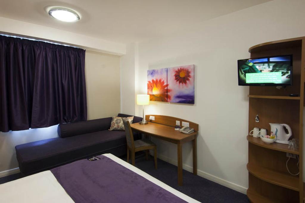 Premier Inn Sevenoaks/Maidstone Dış mekan fotoğraf