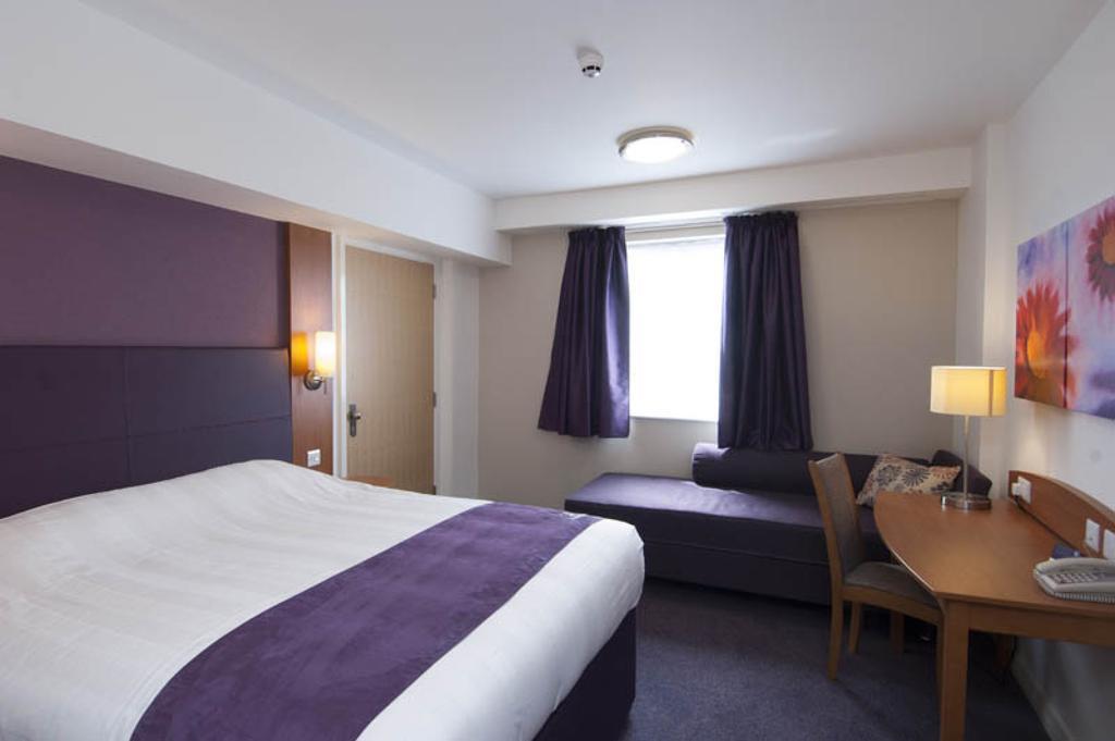 Premier Inn Sevenoaks/Maidstone Dış mekan fotoğraf